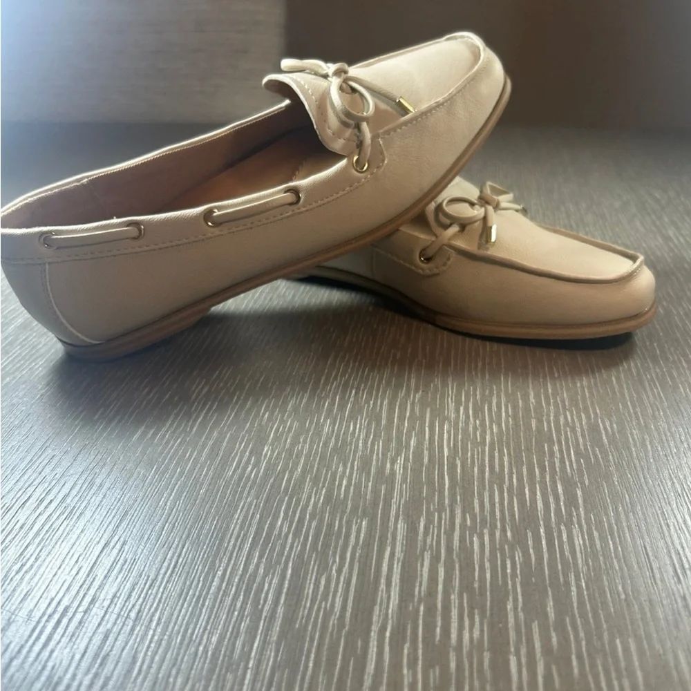 DV by Dolce Vita Tan‎ Loafers